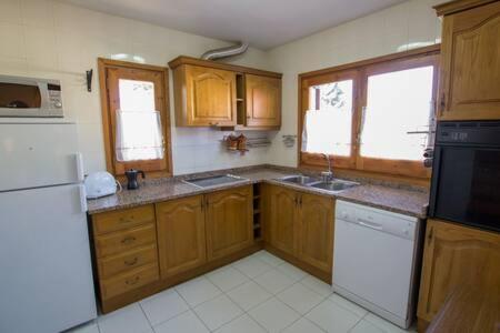 Casa Amb Jardi Alp Apartment Bagian luar foto